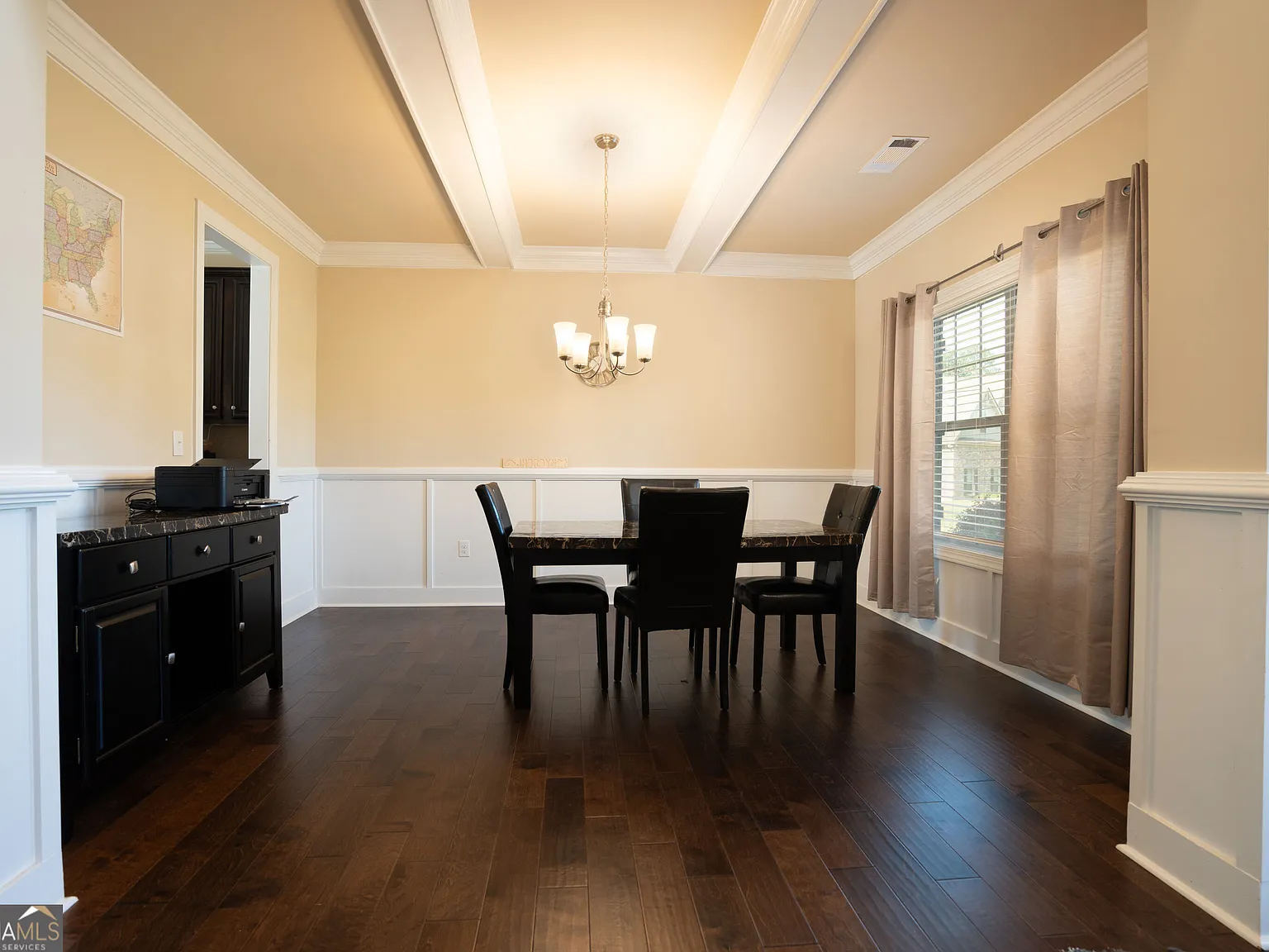 3 bed, 2.5 bath, 3196 sqft, $3,000 — Photo 4