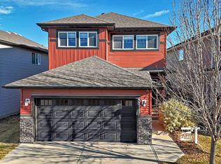 3411 8th St NW, Edmonton, AB T6T1A3