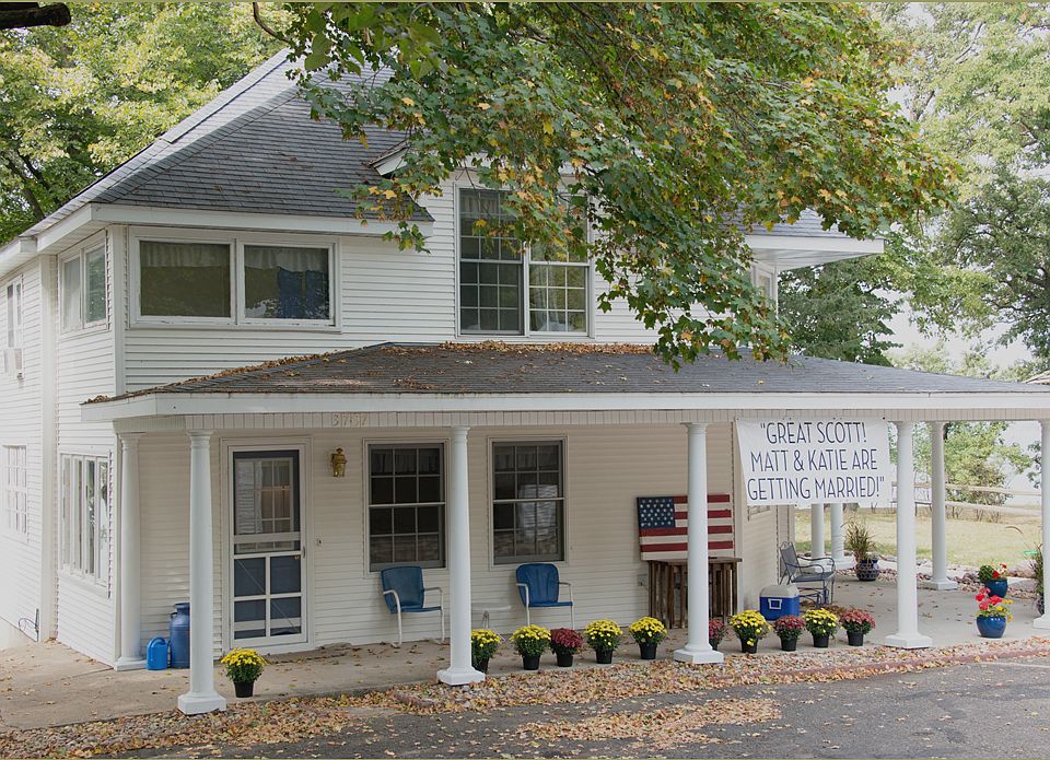 1st image of 3707 Fairfield St