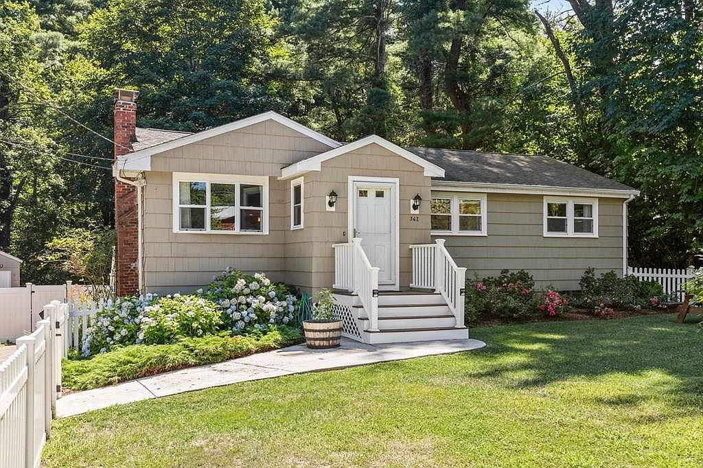 362 West St, Stoughton, MA 02072 Zillow