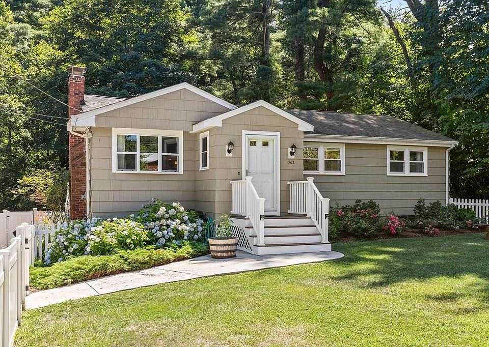 362 West St, Stoughton, MA 02072 Zillow