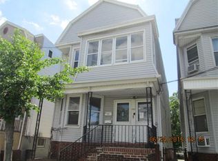 305 Pearsall Ave, Jersey City, NJ 07305