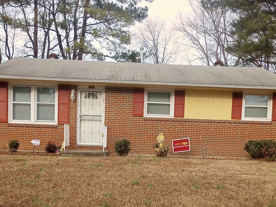 1st image of 1521 Circle Dr