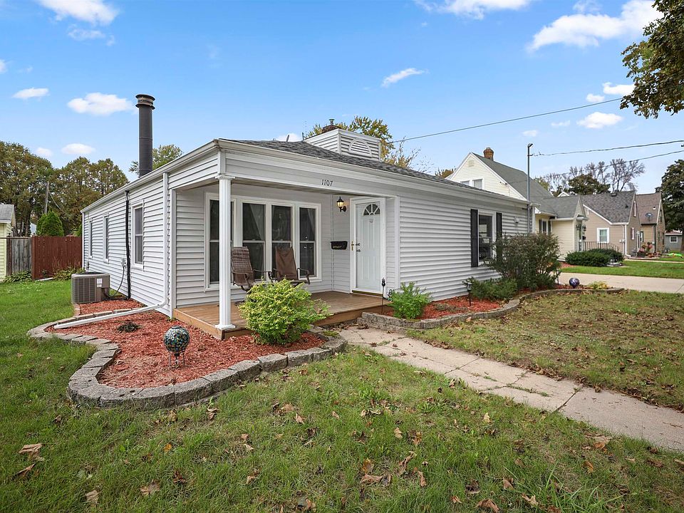 1107 N Gillett St, Appleton, WI 54914 Zillow