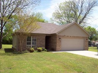 2222 West St, Conway, AR 72032