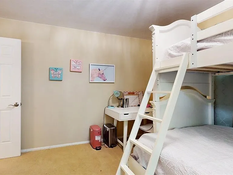 830 Pine Tree Ln — Photo 17