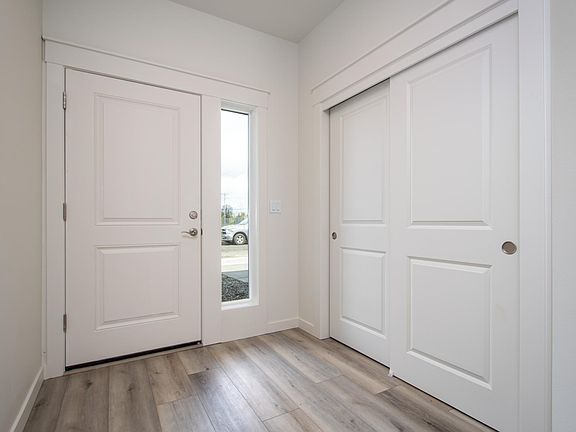 2nd image of 7504 NE 71st Pl
