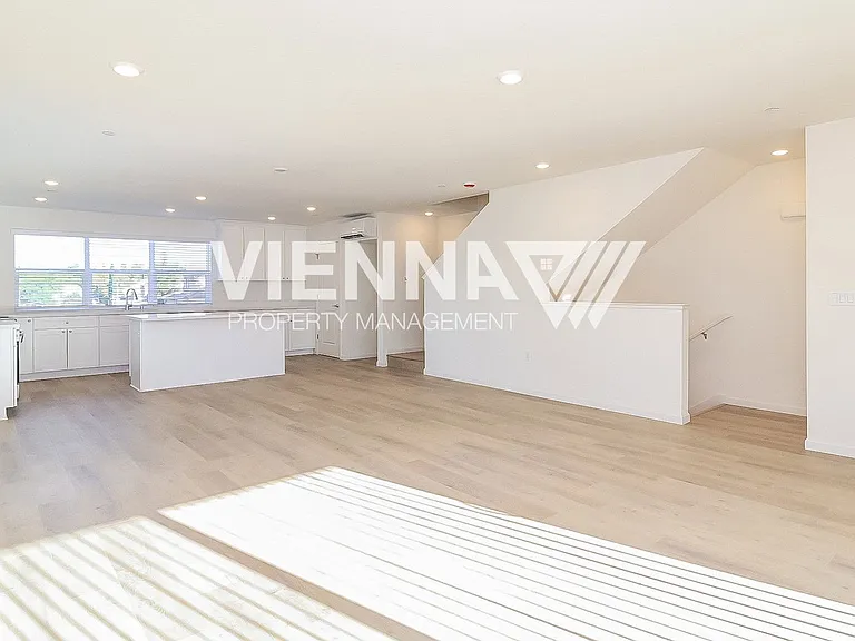 8094 Quiet Knolls Dr — Photo 5