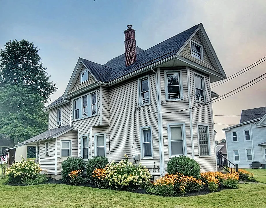 2211 Milford Square Pike #2