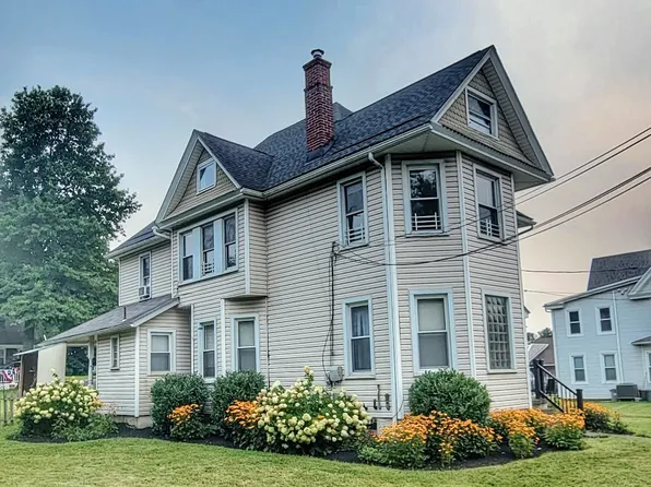 2211 Milford Square Pike APT 2, Quakertown, PA 18951