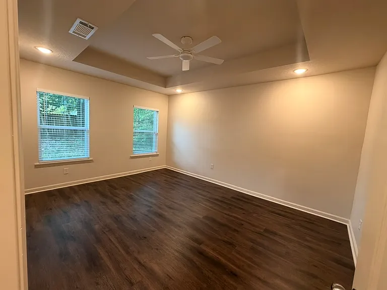 112 Dearborne St #B — Photo 12