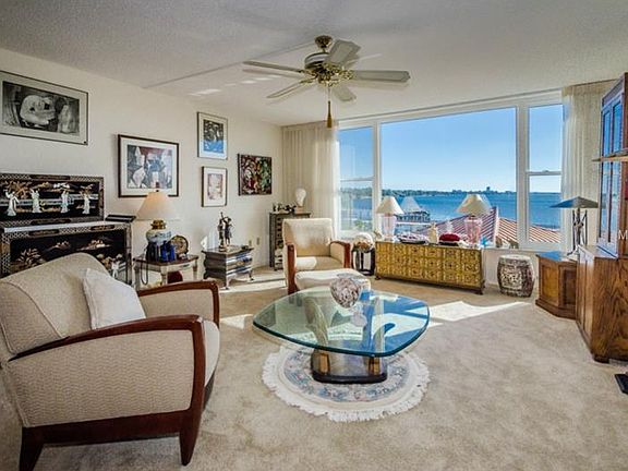 5th image of 634 Edgewater Dr Unit 344