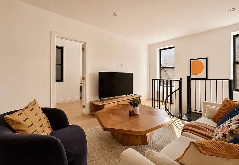 753 9th Ave #3CC — Photo 7