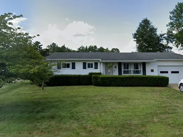 1141 Military Rd, Zanesville, OH 43701
