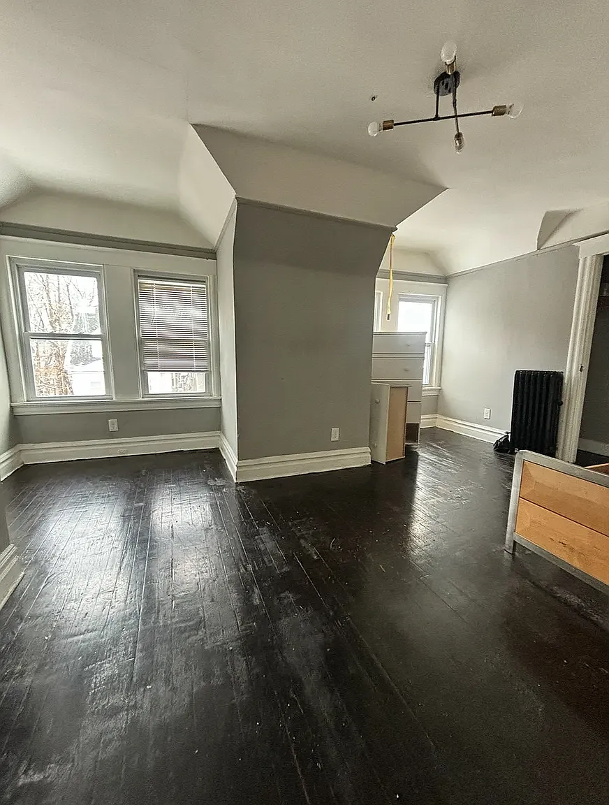 2 bed, 800 sqft, $1,749 — Photo 3