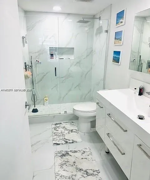 1750 N Bayshore Dr #2302 — Photo 11