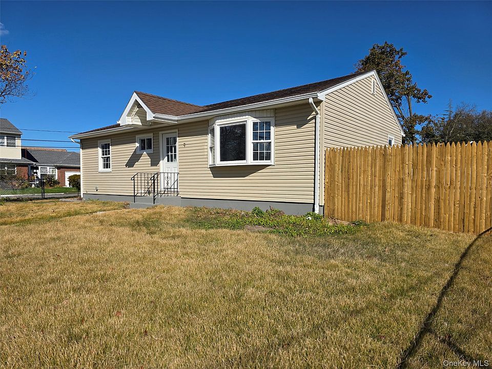 1st image of 9 Cypress Avenue