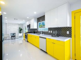 2155 N Carillo Rd, Palm Springs, CA 92262