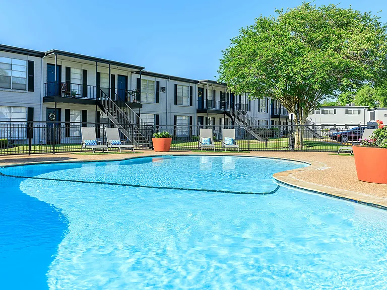 Villas At Braeburn — Photo 4
