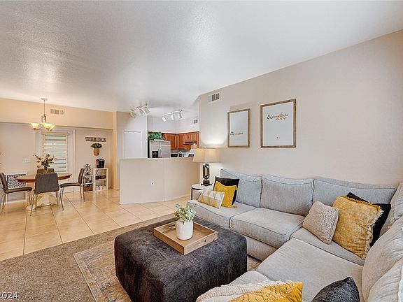 5th image of 10245 S Maryland Pkwy Unit 167