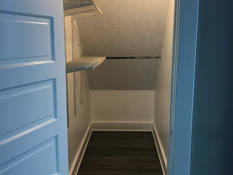 1506 Wyandotte Ave — Photo 13