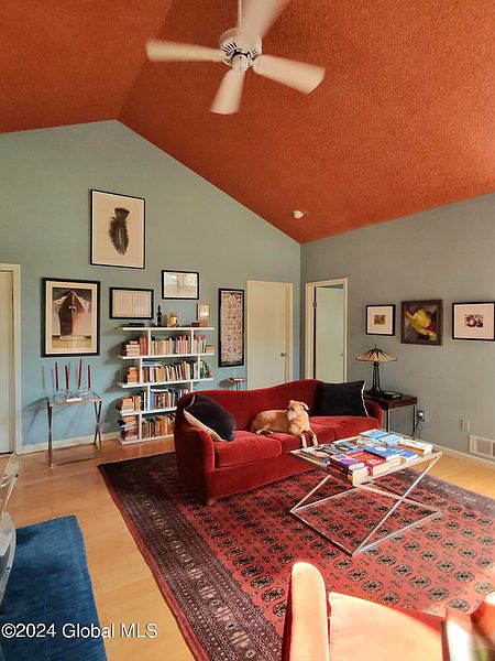 3rd image of 114 Meadowbrook Drive