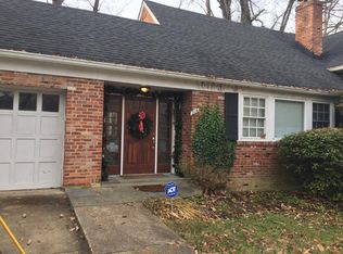 914 W Timber Branch Pkwy, Alexandria, VA 22302
