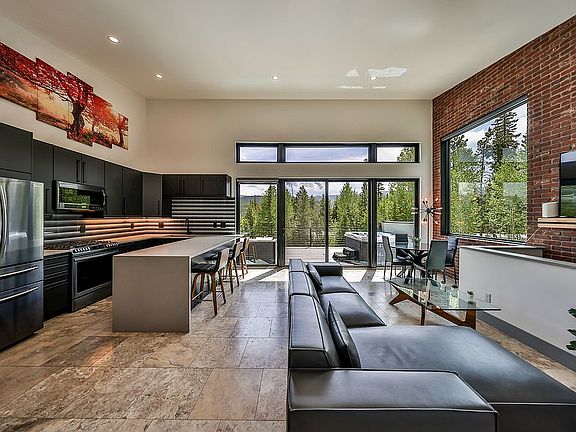 3rd image of 104 Timber Drive