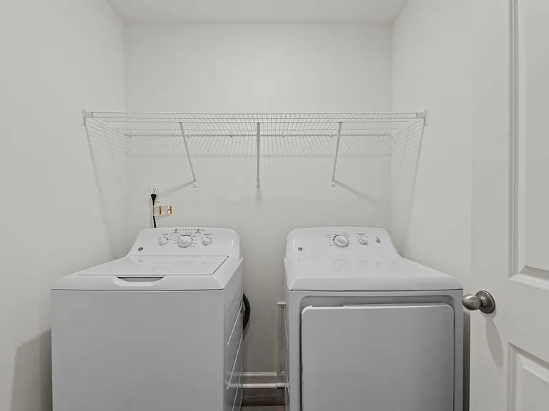 220 Bowen Way — Photo 17