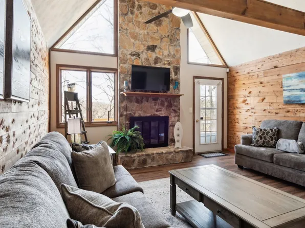 (undisclosed Address), Somerset, KY 42503