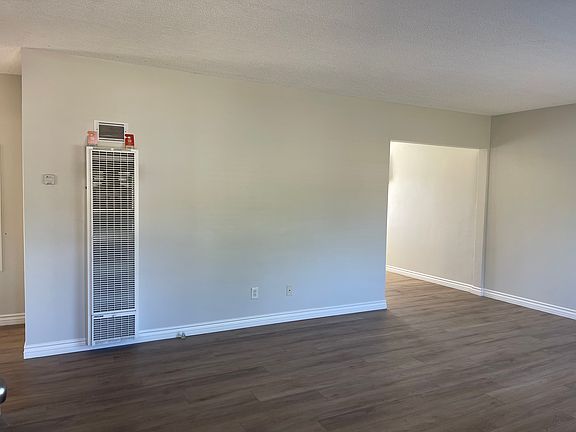 2nd image of 1534 Zara St
