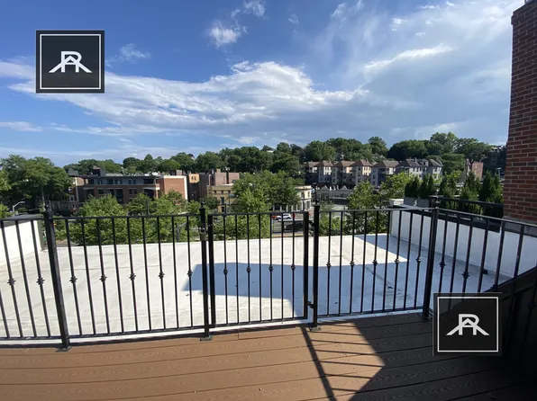 1618 Beacon St APT 3, Brookline, MA 02446