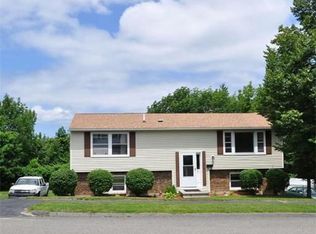 82 Wedgewood Rd, Worcester, MA 01602