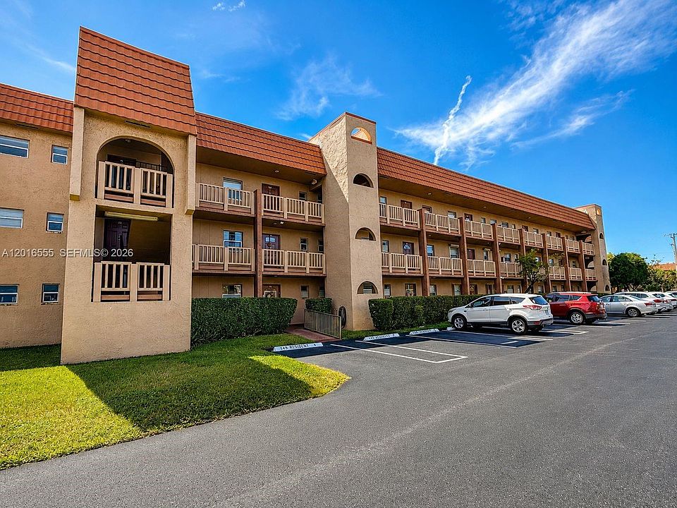 1st image of 9800 Sunrise Lakes Blvd APT 202
