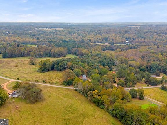 5th image of 410 Wilson Cemetery Rd