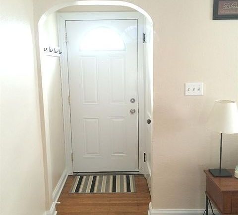 2nd image of 1021 Chelsea Ave