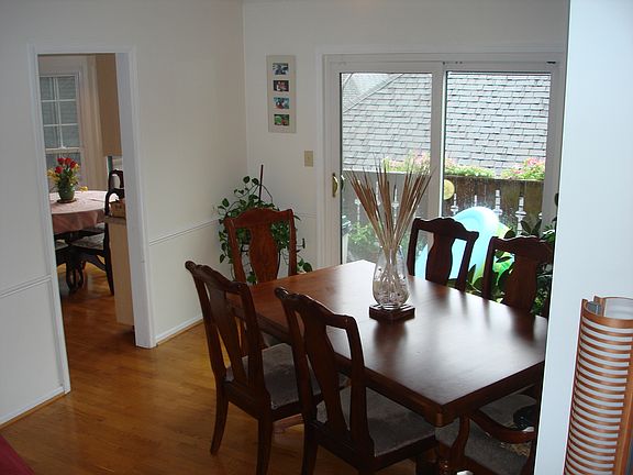 4th image of 1234 Fountaine Dr