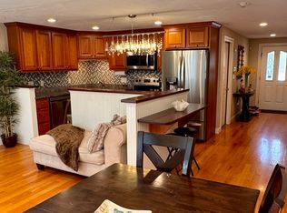16 Garden Rd #16, Natick, MA 01760