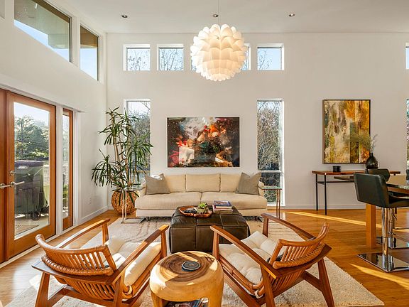 5th image of 1700 Ravey St #A