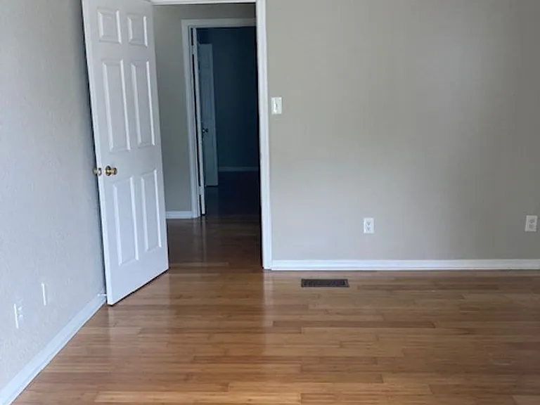 1496 Beach Blvd #B — Photo 18