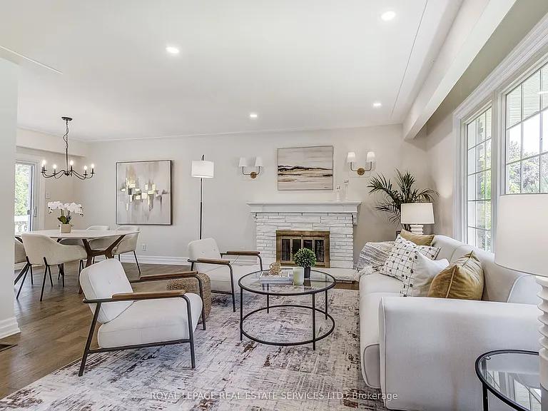 351 Strathcona Dr — Photo 15