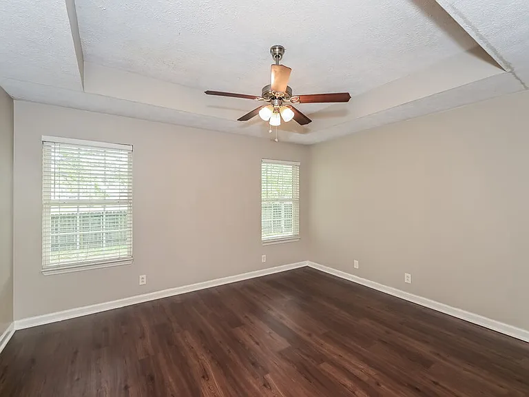 2911 Boyle Ct — Photo 8