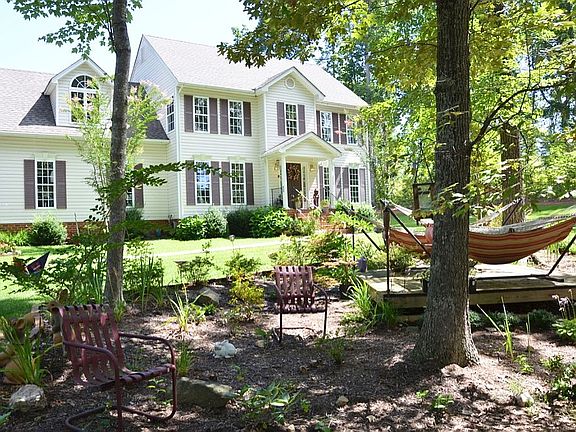 4th image of 425 Peregrine Pl