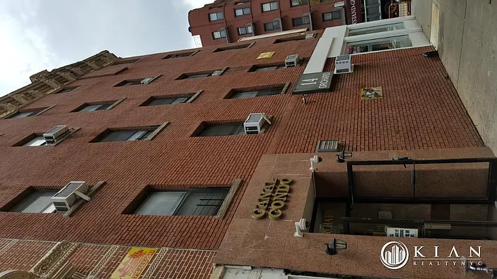 Rented by Kian Realty | media 36