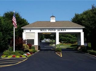 22 Miro Pl, Pt Washington, NY 11050