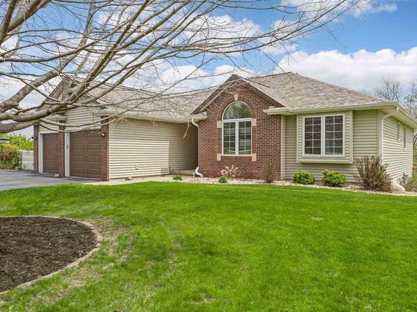 2528 Quincy Rd NE, Solon, IA 52333