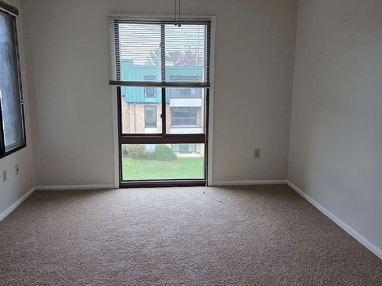 1030 Brinker Dr #302 — Photo 7