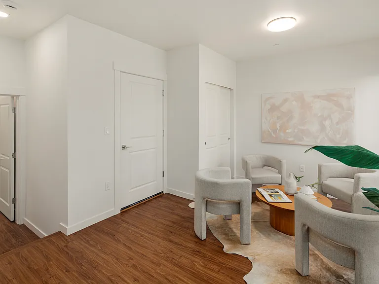 2809 Clare Ave — Photo 8