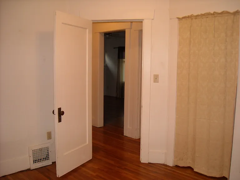 6335 N Mobile Ave — Photo 8