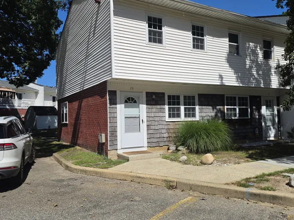 593 Garfield Ave APT 28, Toms River, NJ 08753